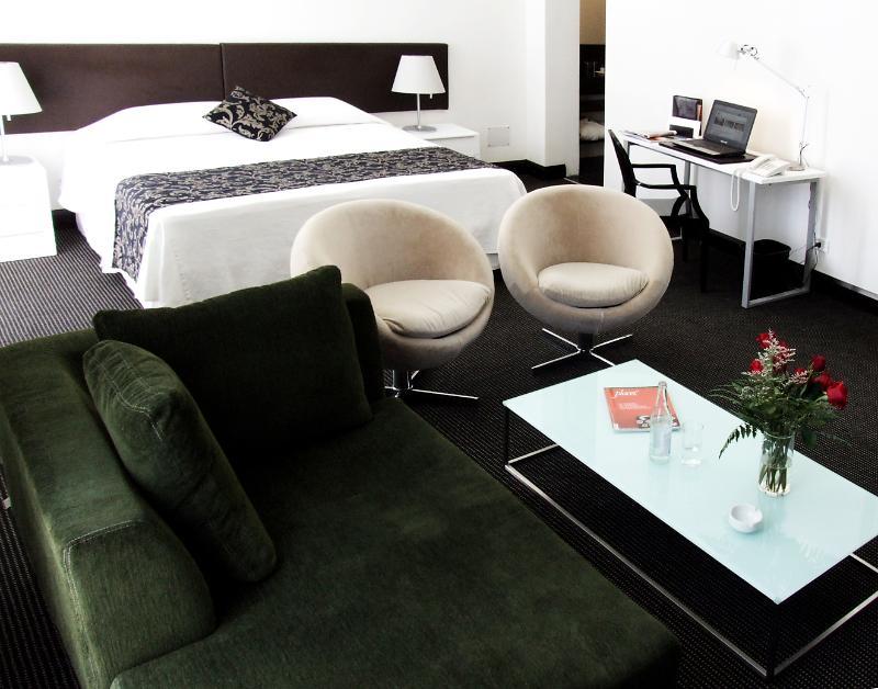 Plaza Fuerte Hotel Montevideo Habitación foto